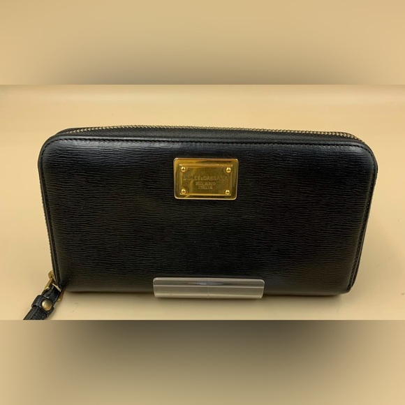 Dolce & Gabbana Wallet - Picture 1 of 5